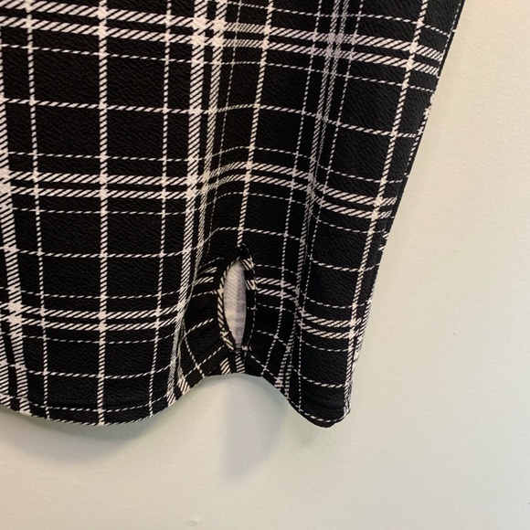 SHEIN Knot Strap Split Hem Plaid Overall Dress #153 - Picture 6 of 9